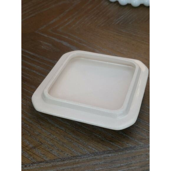 Paul Sebastian PS 1998 Limited Edition White and Gold Trimmed Trinket Box Roses - Picture 5 of 6